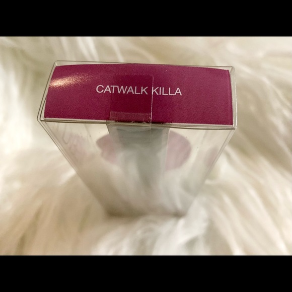 HUDA BEAUTY
Demi Matte Cream Liquid Lipstick - Picture 6 of 10